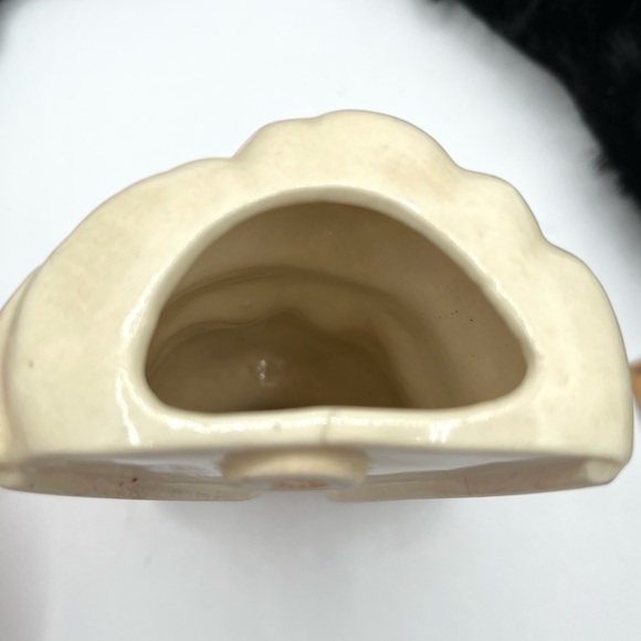 Vintage Glamour Girl Head Vase Wall Pocket / Flower Vase Burgundy ￼ - Picture 9 of 12